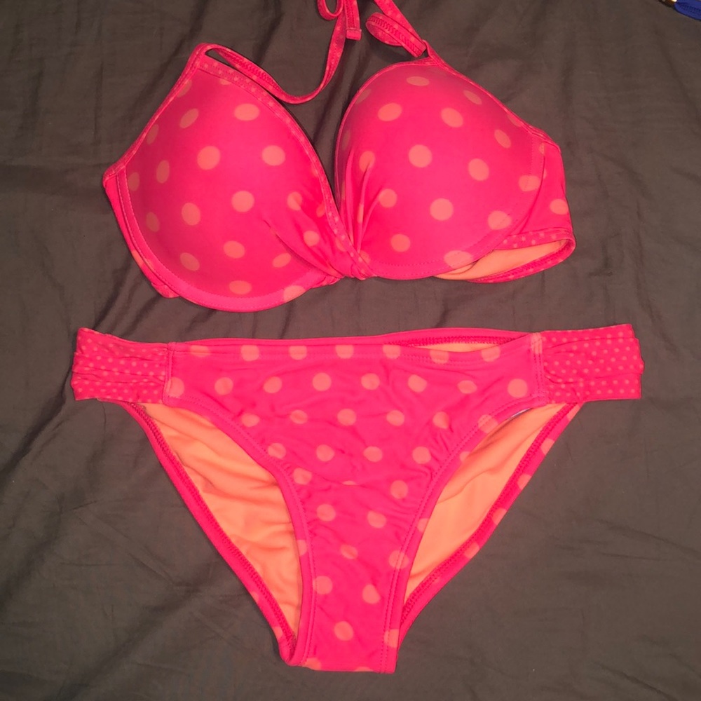 Bikini set!